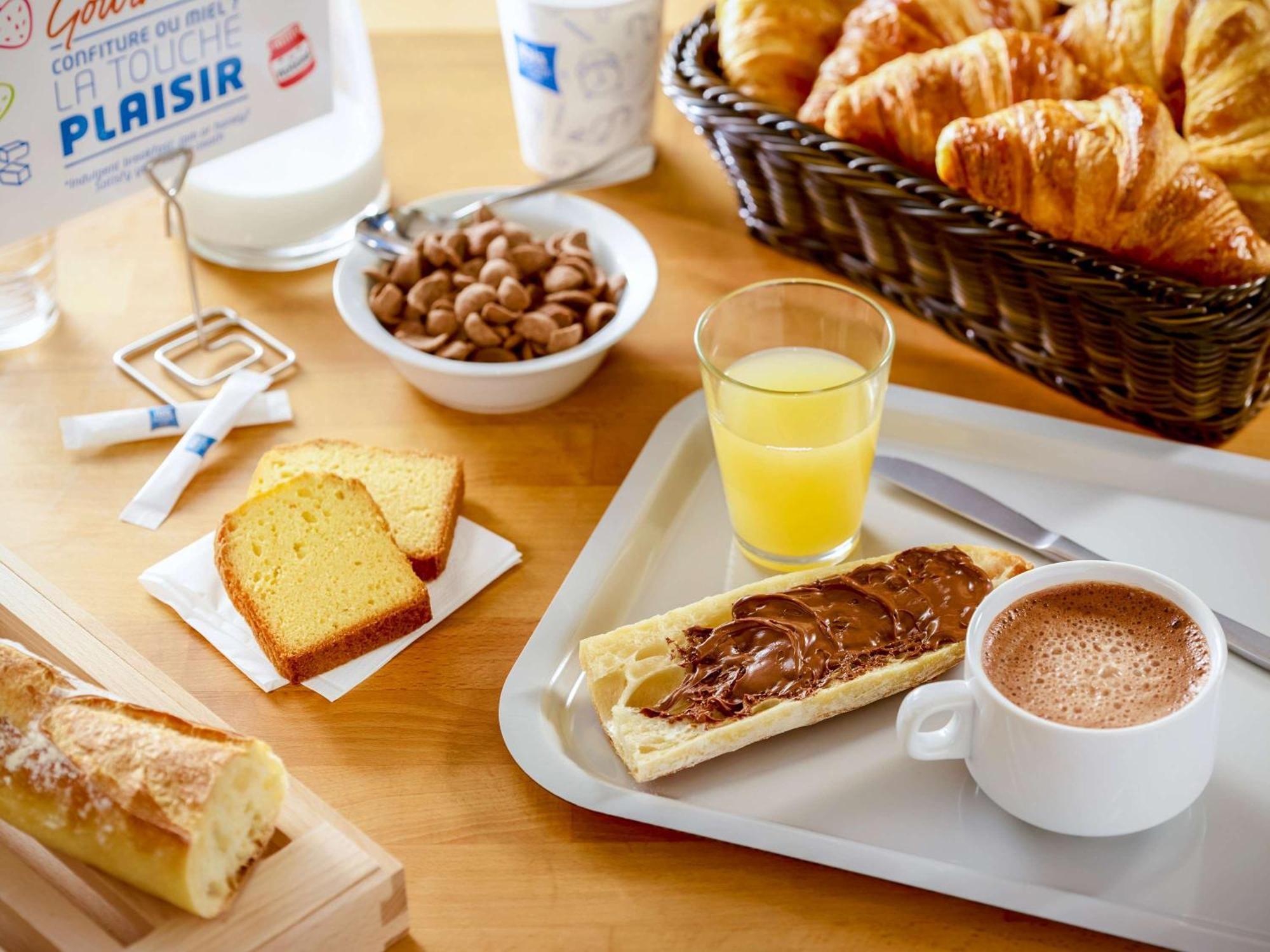 Ibis Budget Saint Pourcain Zewnętrze zdjęcie